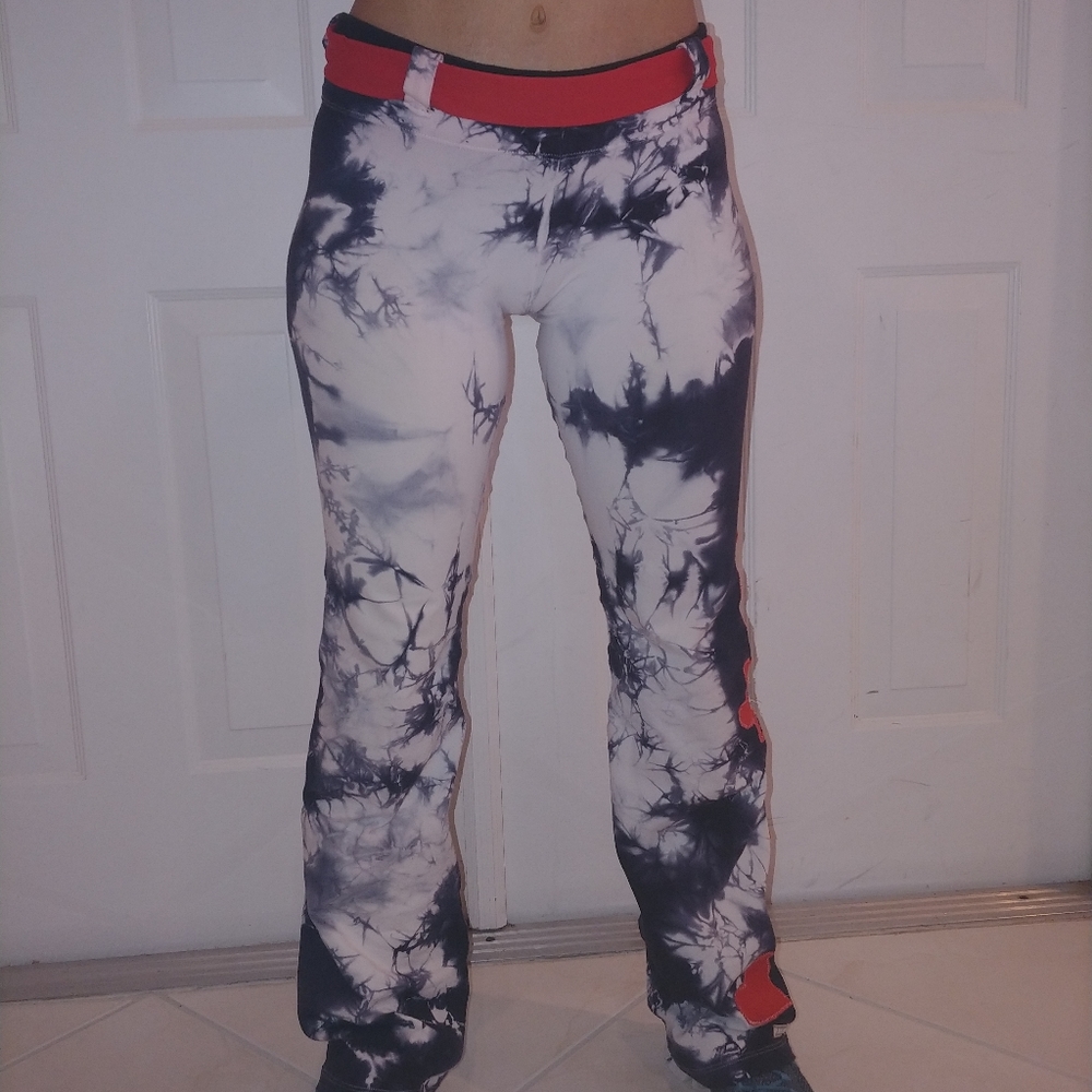Full length workout pants by Planet Body
